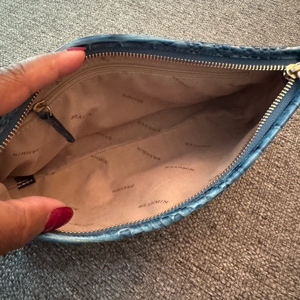 NWT Brahmin Melbourne Embossed Leather Kayla Clutch - Picture 10 of 13